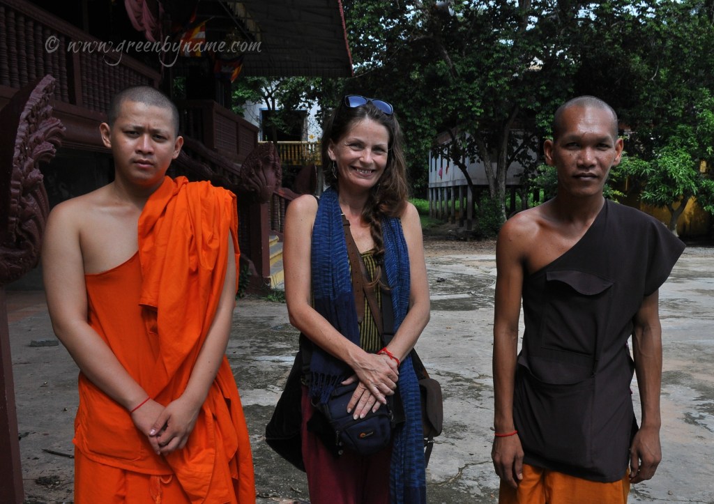 angkortorikouchmonkscr