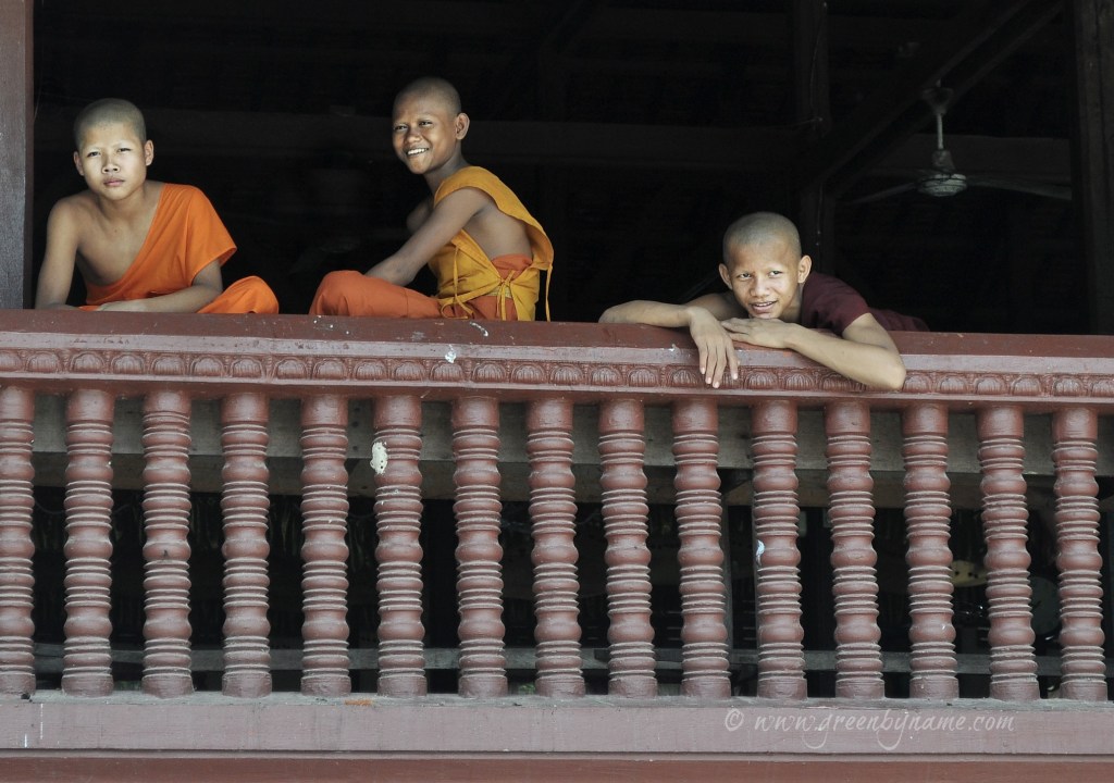 angkortriomonkboyscr